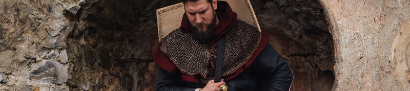 A Knight out-fittet in gear from Burgschneider.