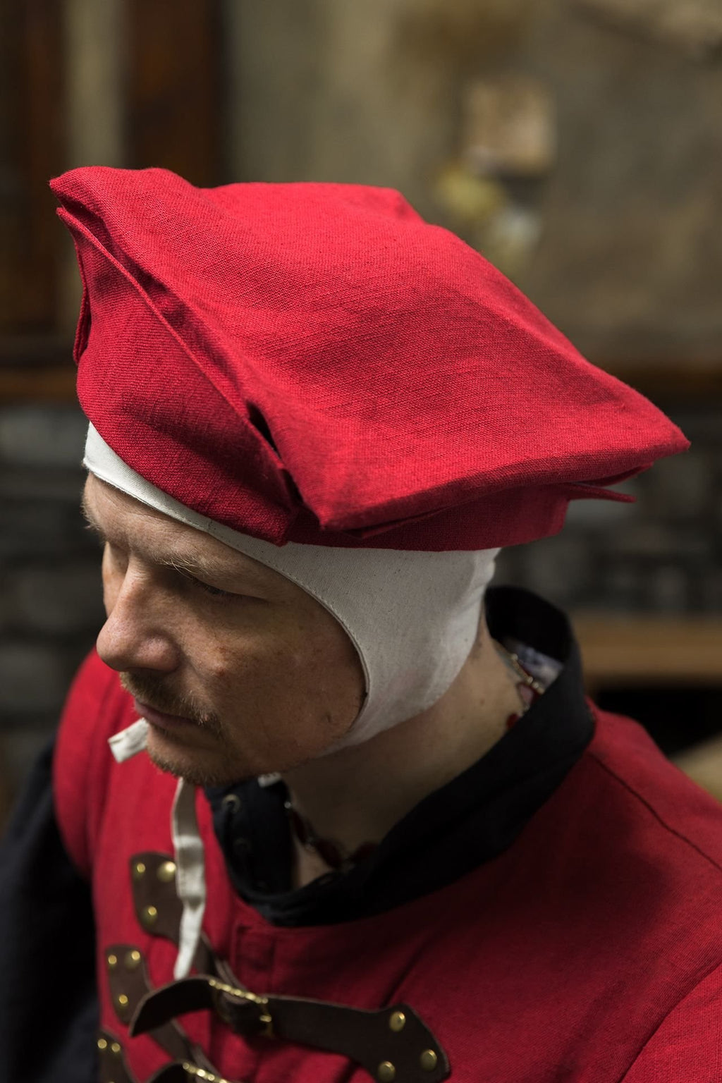 Warhammer Armoury Imperial Hat Type B Dark Red