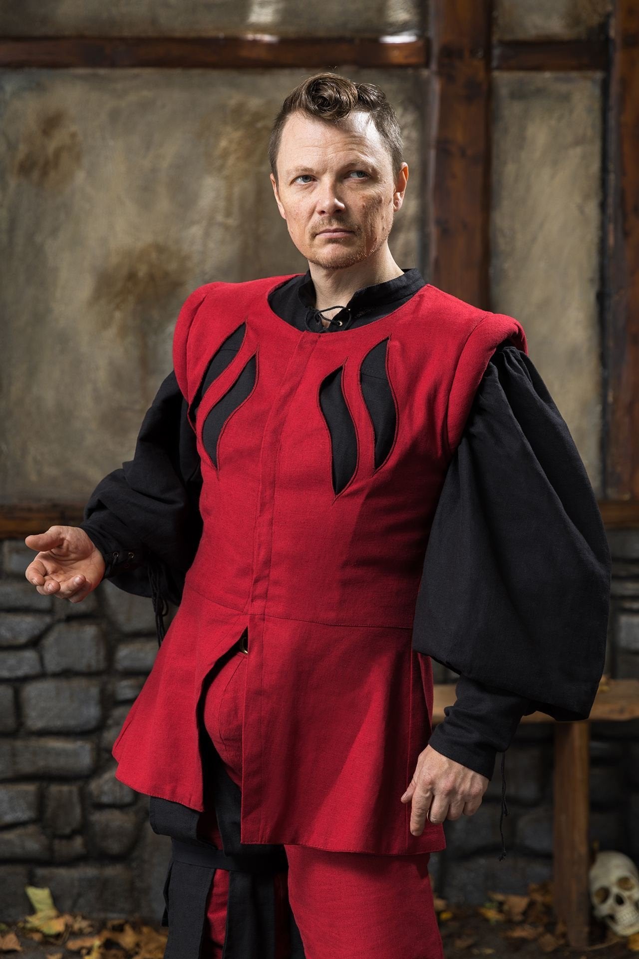 Warhammer Armoury Imperial Jerkin Type B Dark Red