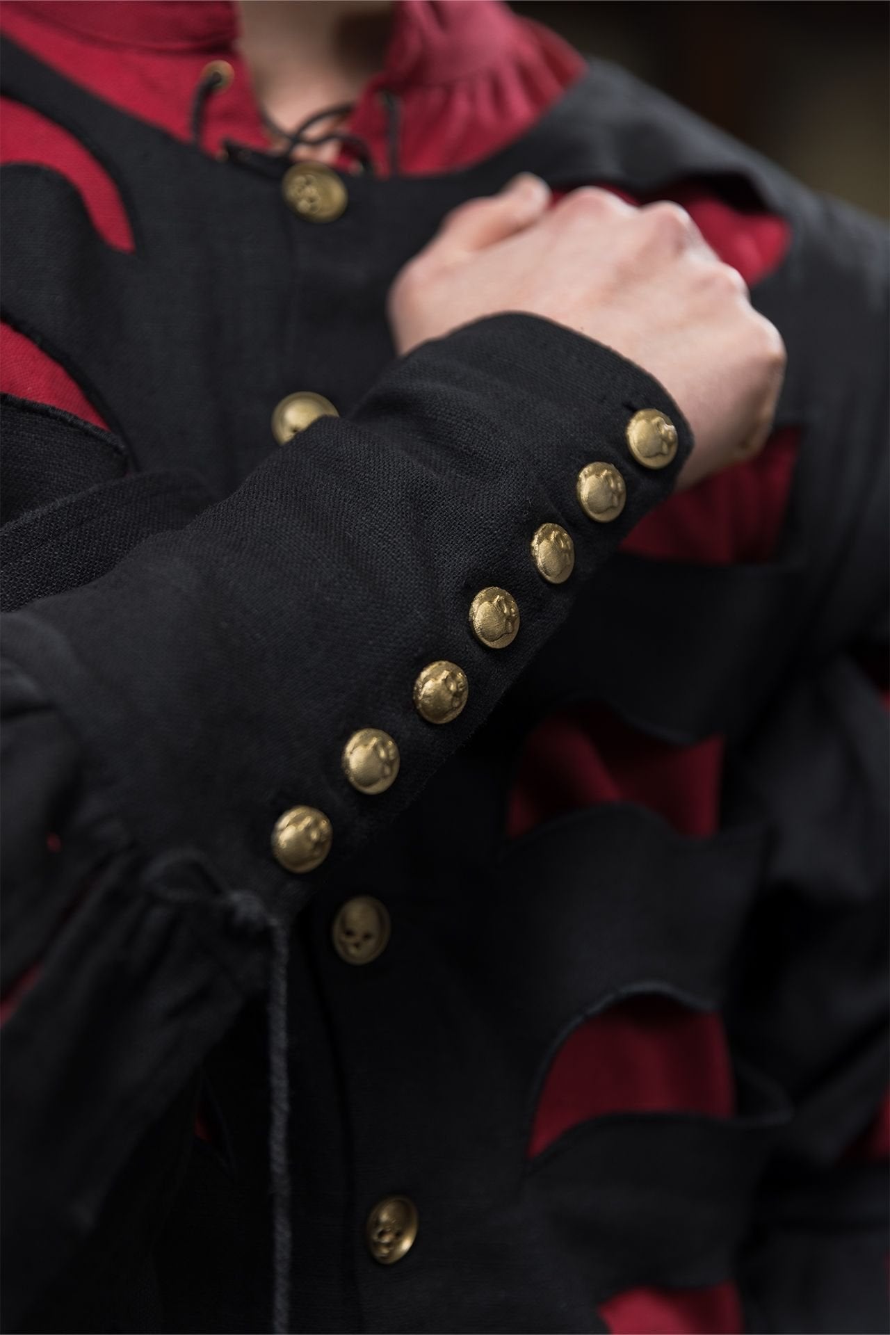 Warhammer Armoury Imperial Sleeve Type B Black