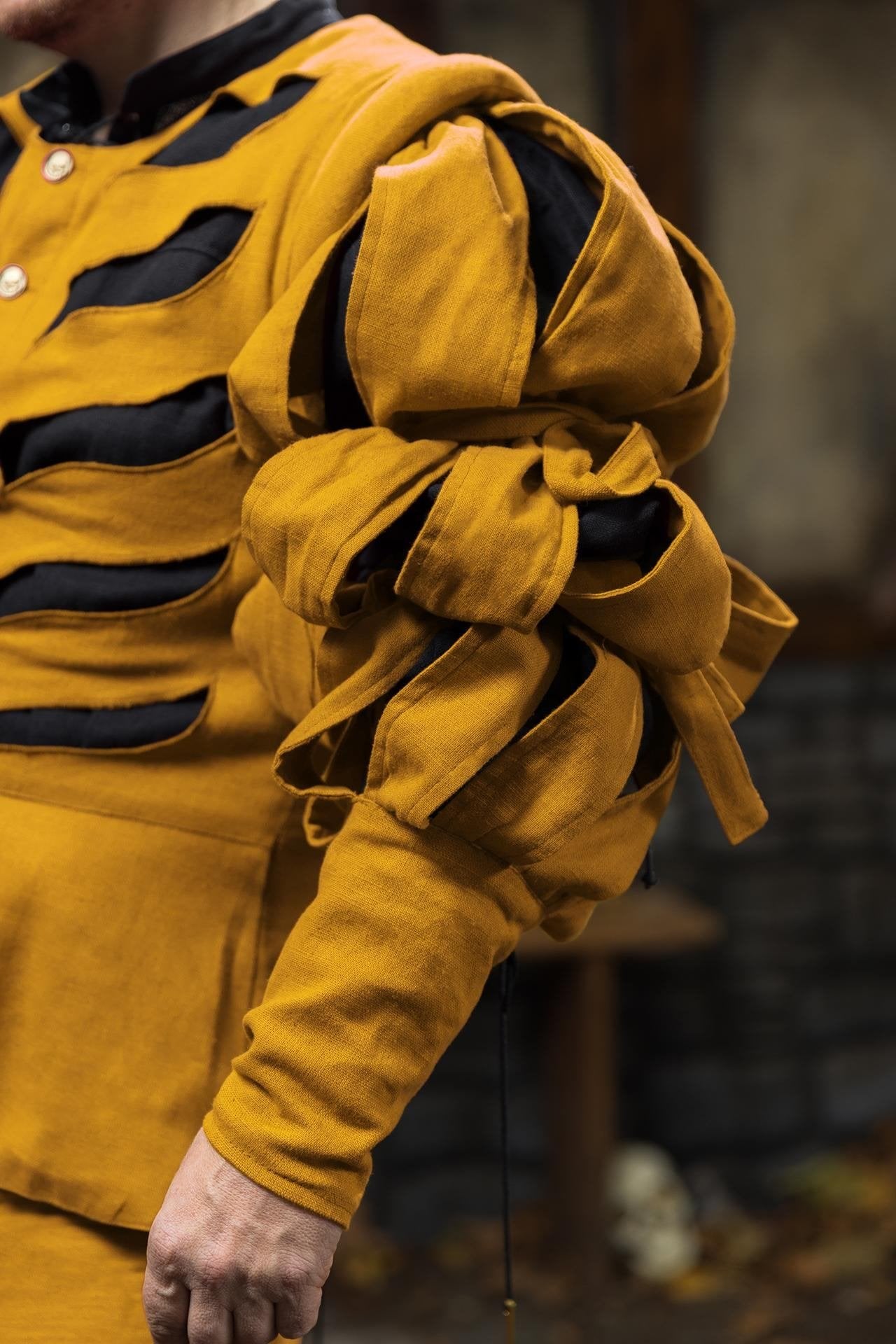 Warhammer Armoury Imperial Sleeve Type A Yellow