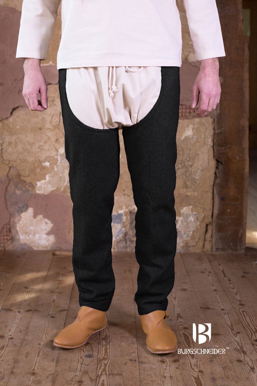 Wool Chausses Bernulf Black