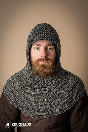 Roundring Riveted Chainmail Hood 10 mm steel oiled